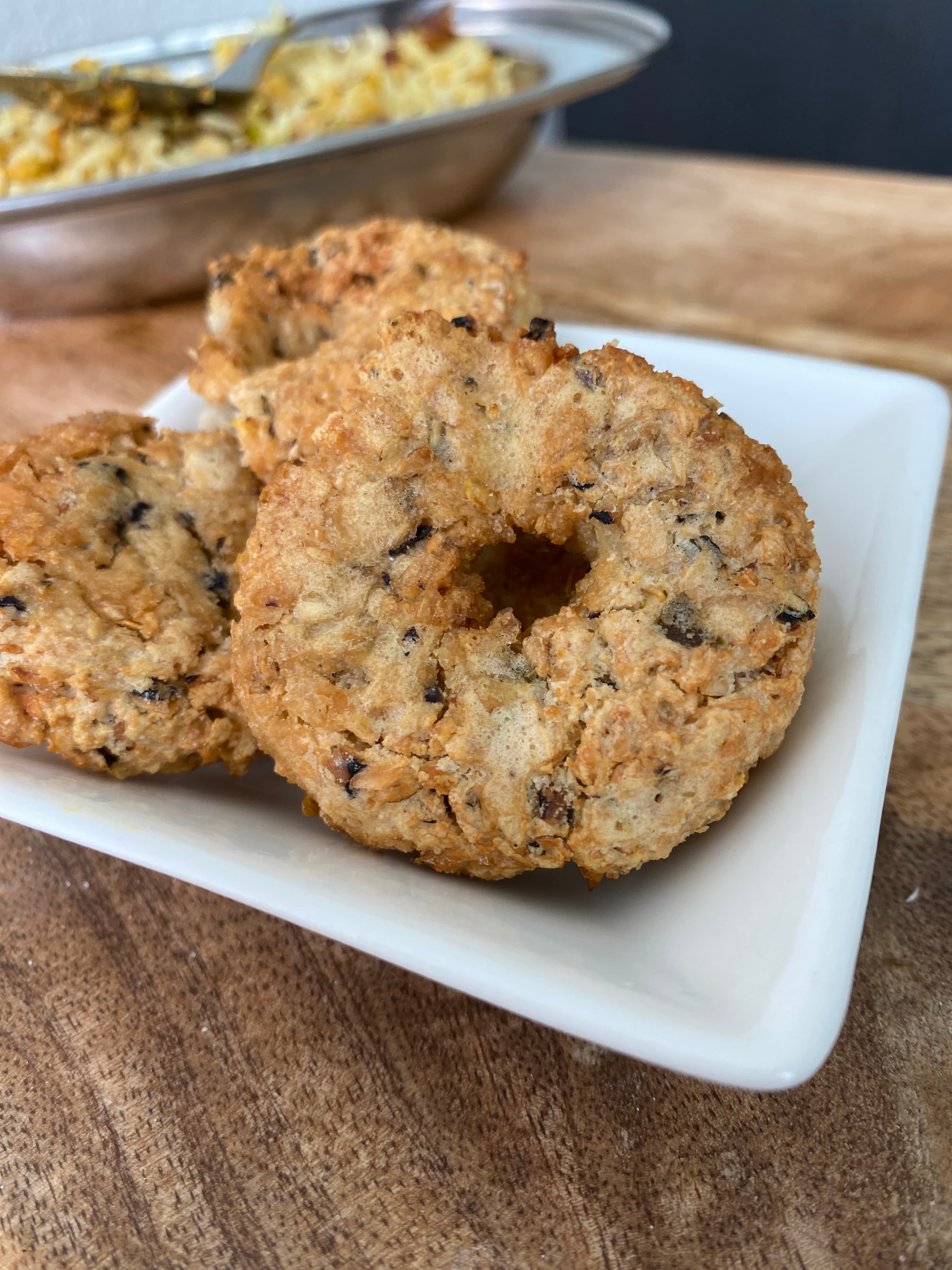 Alasandha Vada (Air Fryer Black-Eyed Pea Fritters)